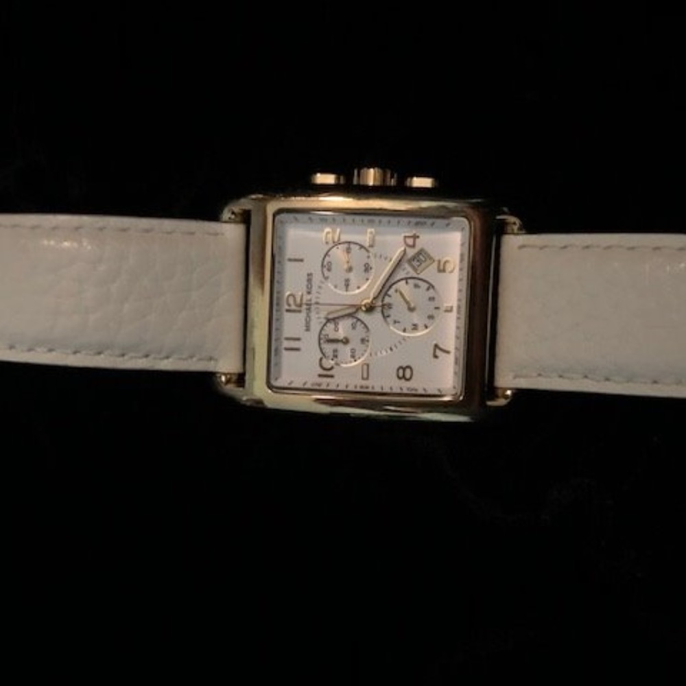 Michael Kors Watch - Ivory Leather Band
